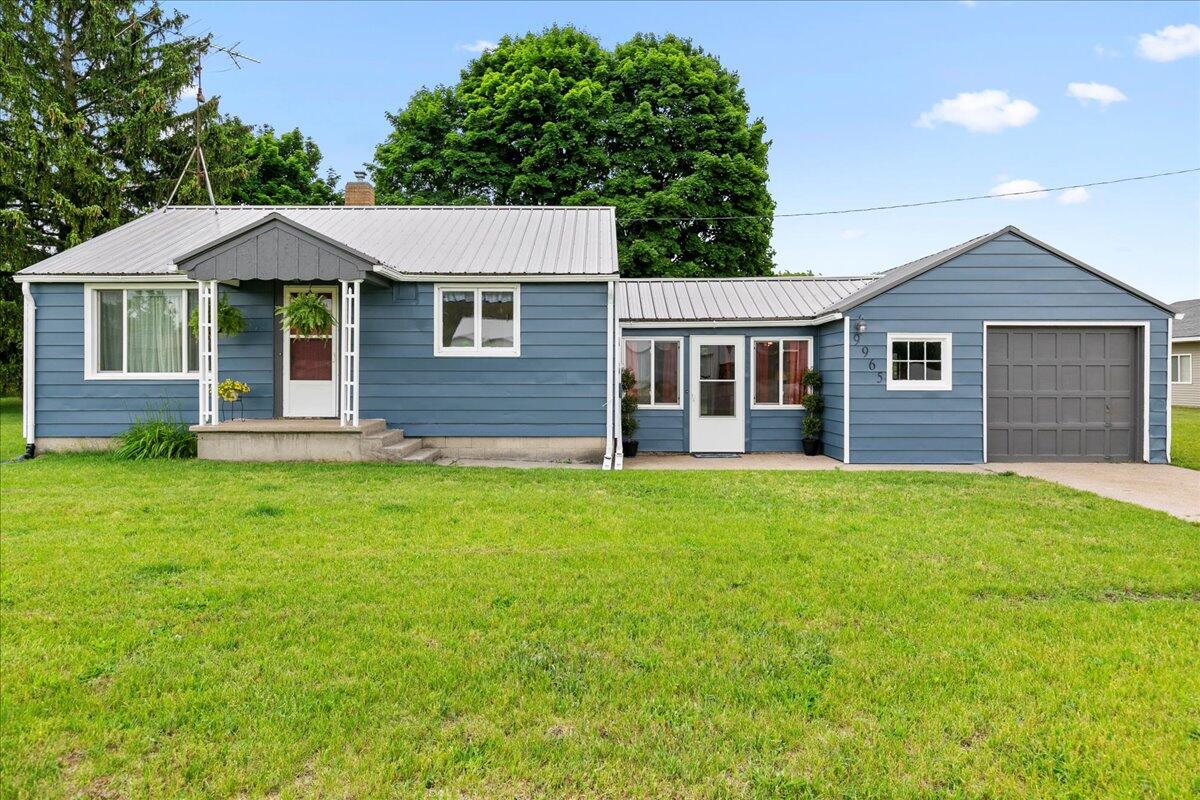 9965 Howard City Edmore Road Lakeview, MI 48850 - Photo 1 of 11 01-IMG_0021