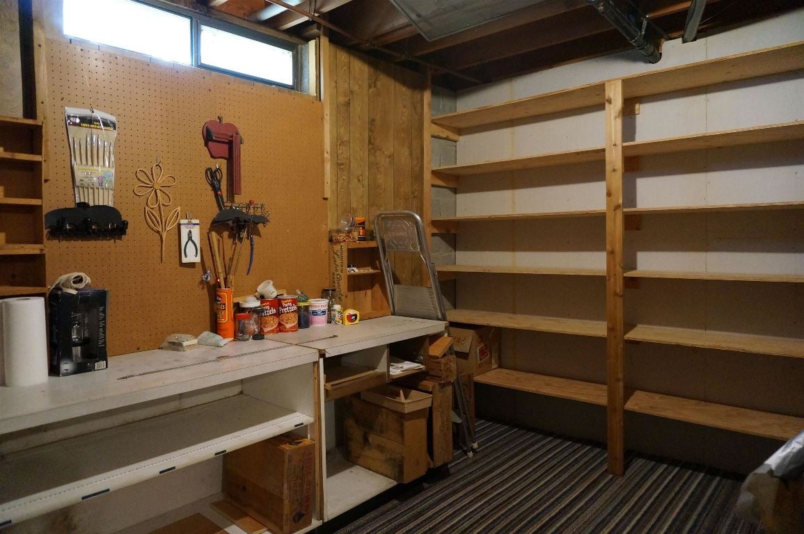 11903 Pythian Cave Road Yreka, CA 96097 - Photo 32 of 49 Gallery Image 32