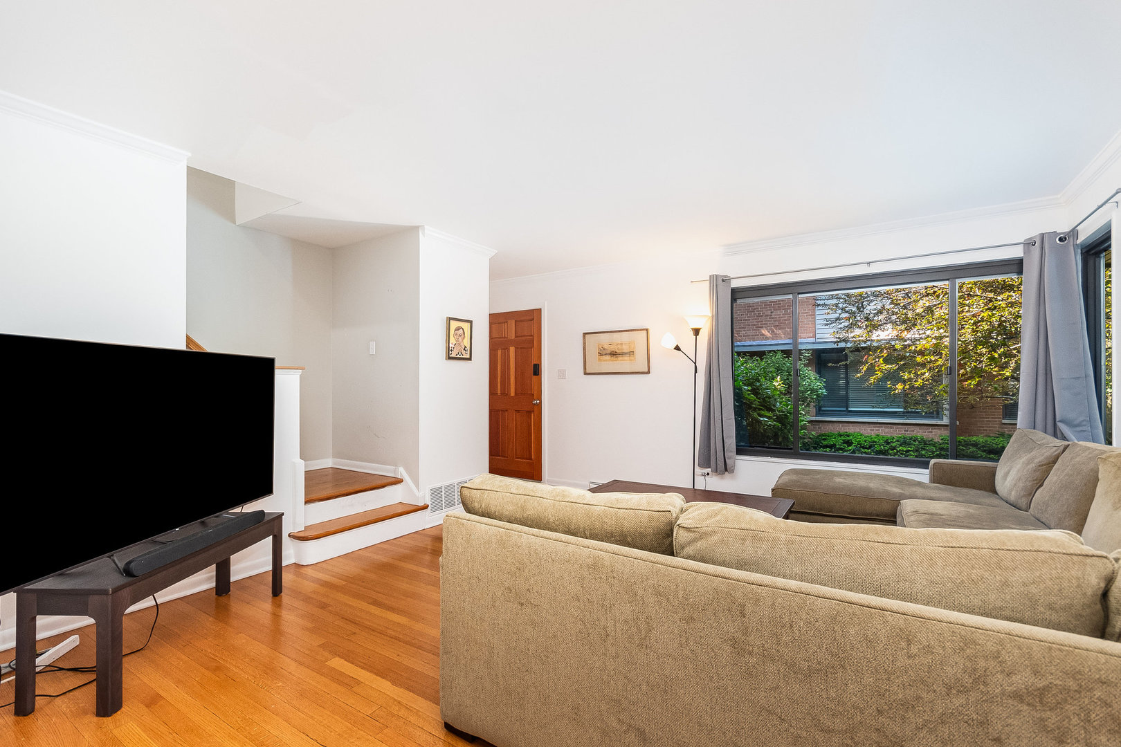 537 Ridge Road, Unit 537 Wilmette, IL 60091 - Photo 4 of 17