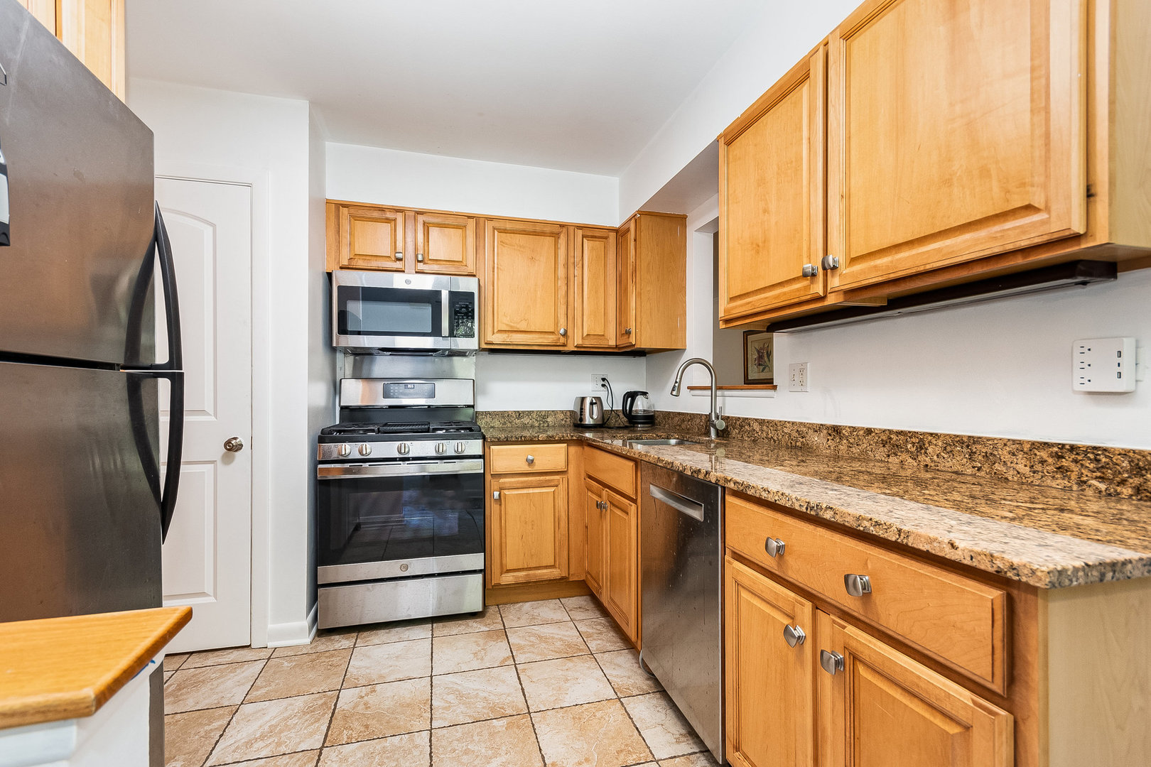 537 Ridge Road, Unit 537 Wilmette, IL 60091 - Photo 10 of 17