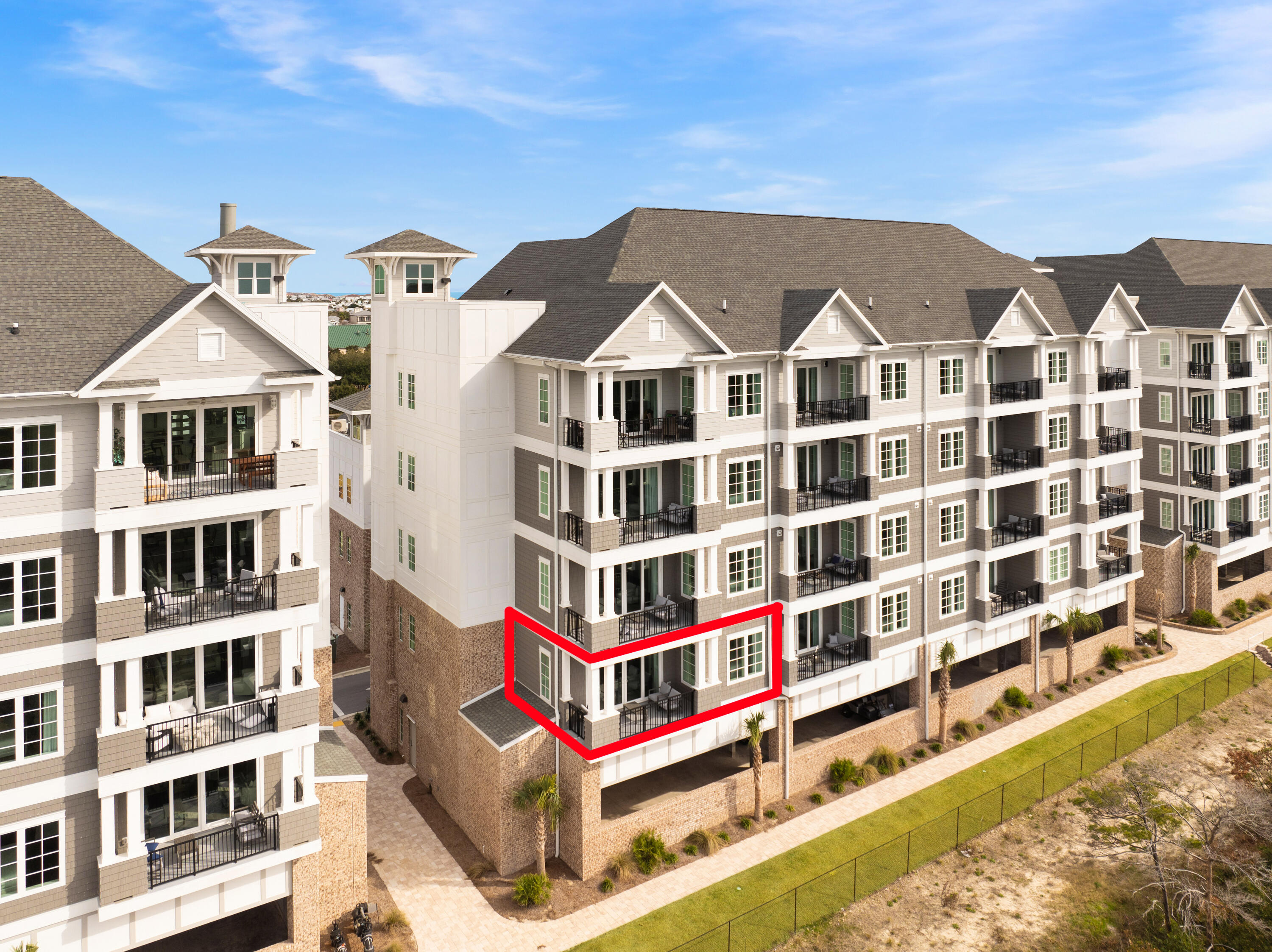 204 Henderson Resort Way, Unit 3104 Destin, FL 32541 - Photo 3 of 37 a front view of a multi story building