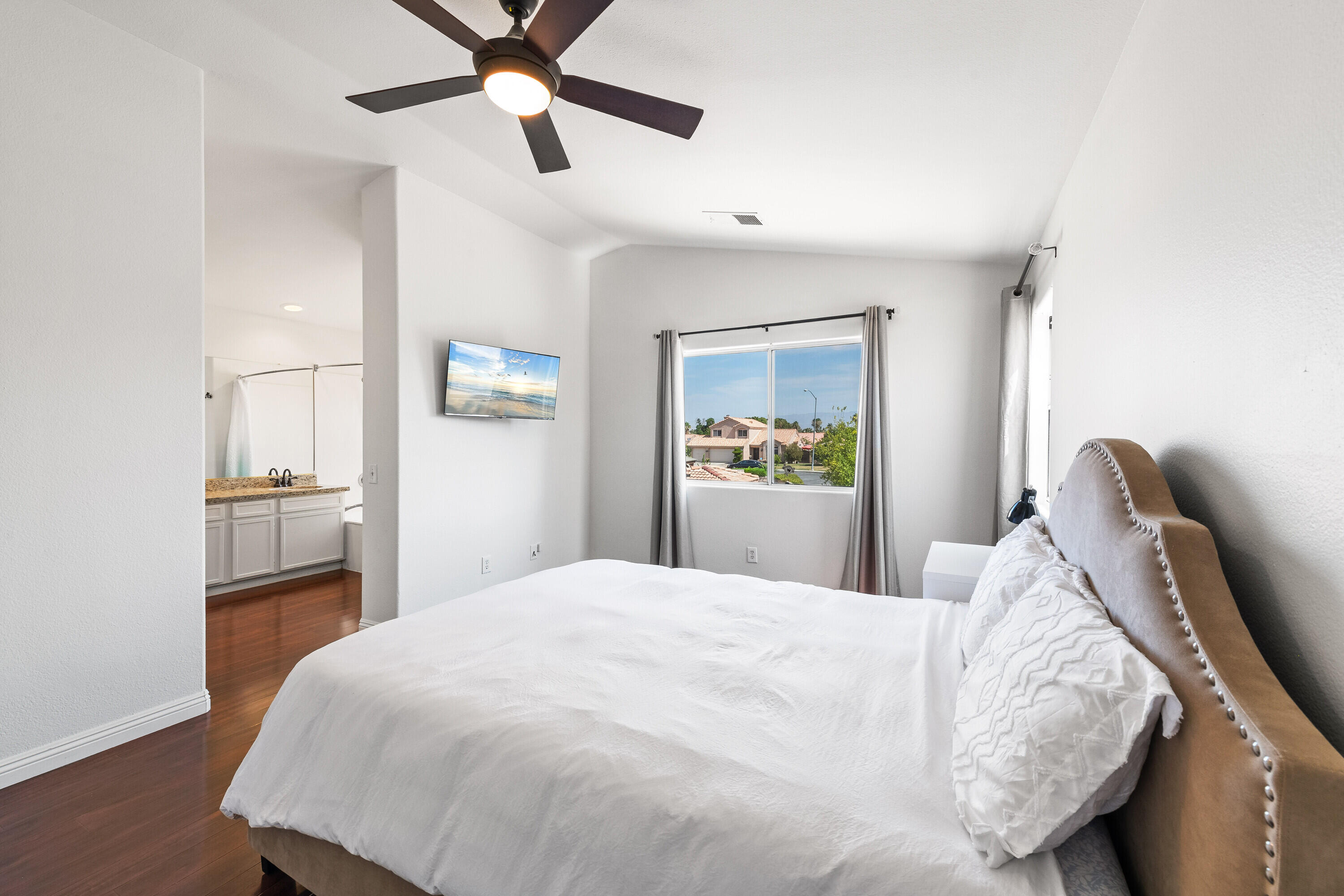 80366 Paseo Encanto Indio, CA 92201 - Photo 14 of 48 a bedroom with a bed and a cabinets