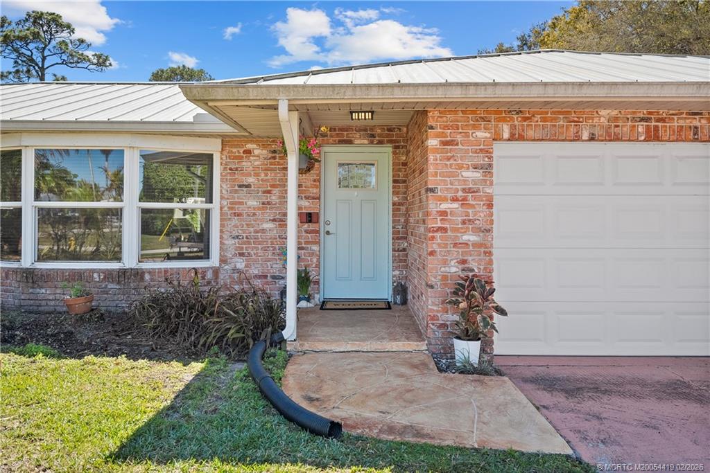 803 Northwest Spruce Ridge Drive Stuart, FL 34994 - Photo 10 of 65