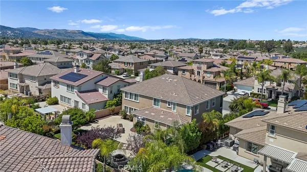 $1,099,999 | 32437 Yosemite Lane, Temecula, CA 92592