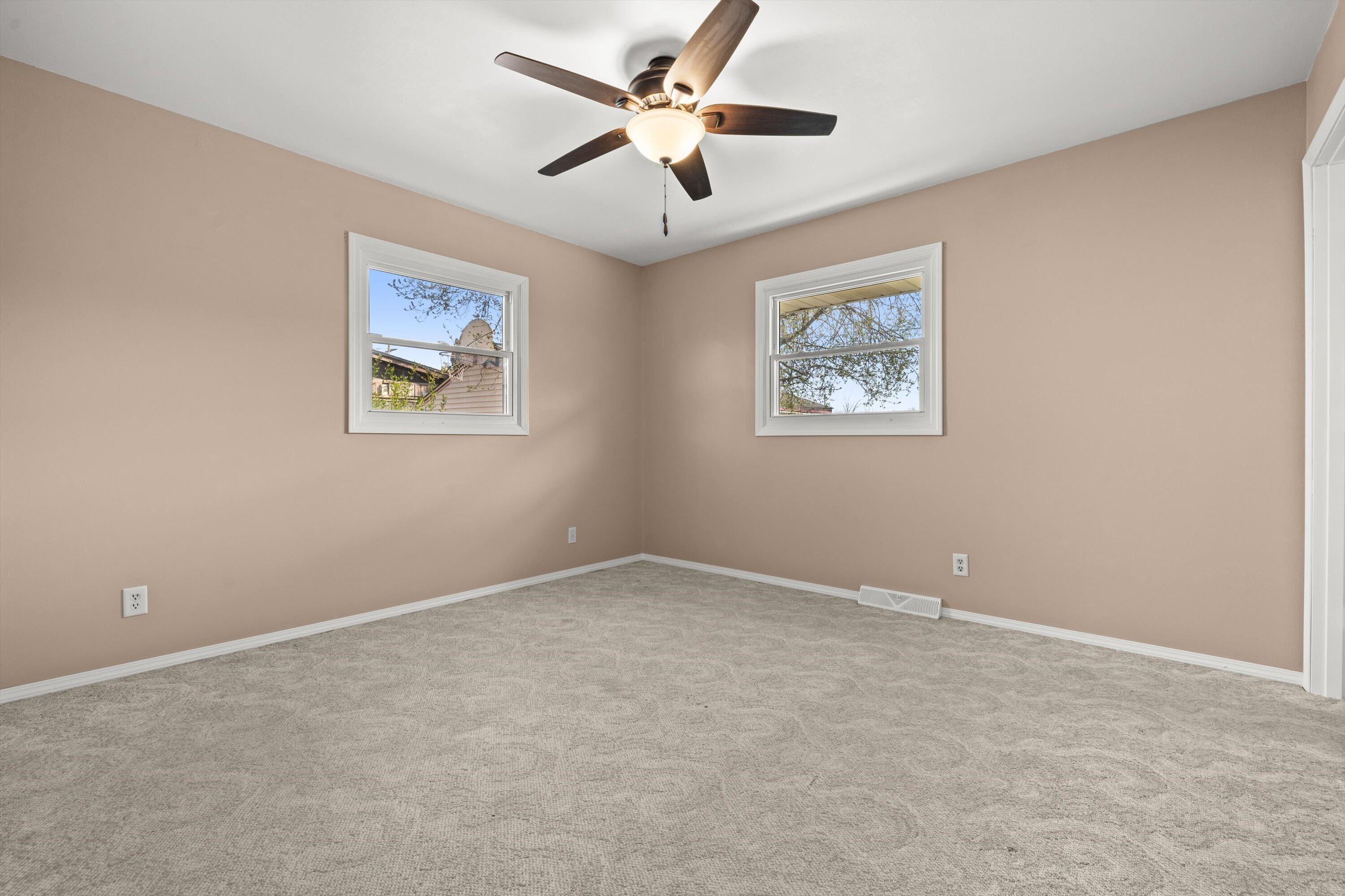 3317 Kennsington Square Road Sturtevant, WI 53177 - Photo 13 of 27 bedroom