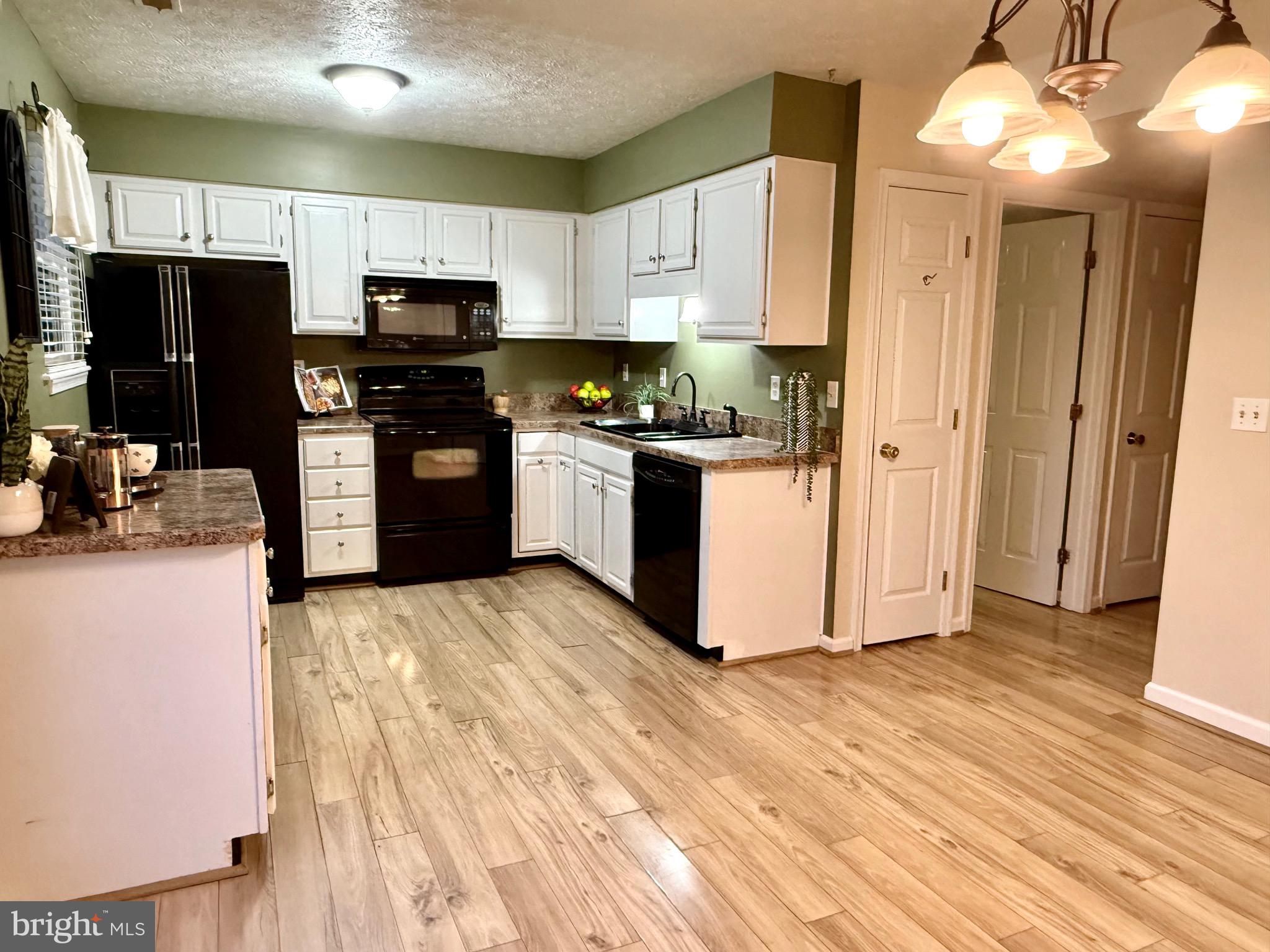 19 Stadium Circle Inwood, WV 25428 - Photo 2 of 25