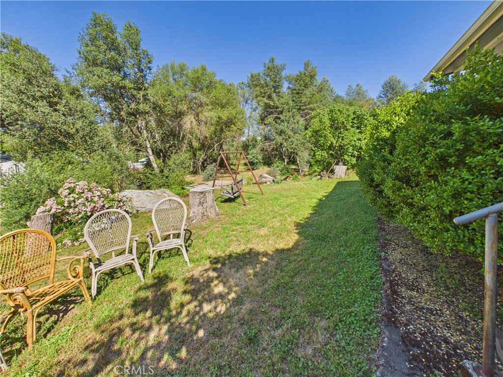 4208 Ramsden Road Mariposa, CA 95338 - Photo 27 of 42 a view of an outdoor space and a yard