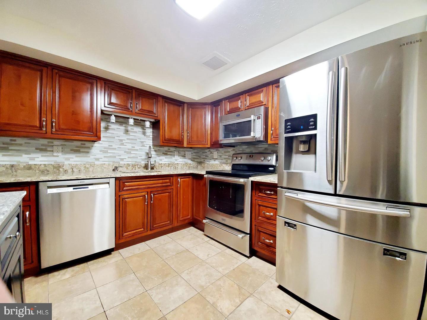 24 Ramsgate Court Baltimore, MD 21227 - Photo 14 of 53 Gallery Image 14