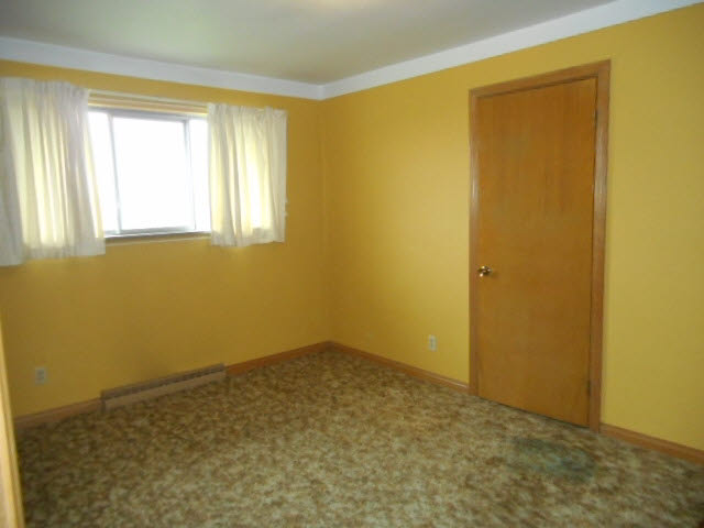 1972 Midland Road Bay City, MI 48706 - Photo 6 of 11 Gallery Image 6