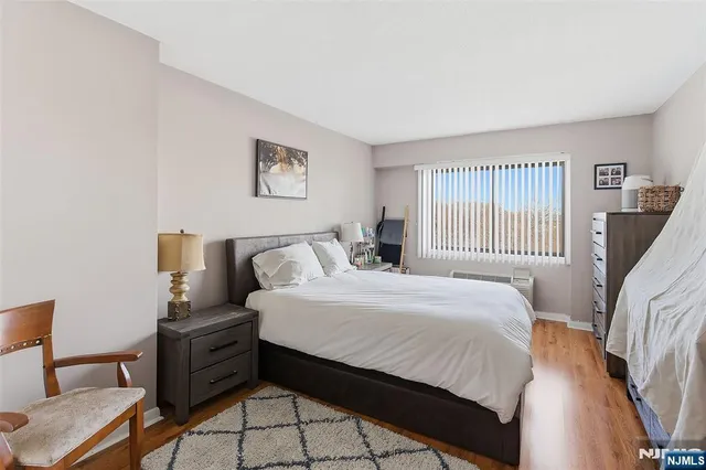 $189,900 | 125 Prospect Avenue, Unit 8D, Hackensack, NJ 07601