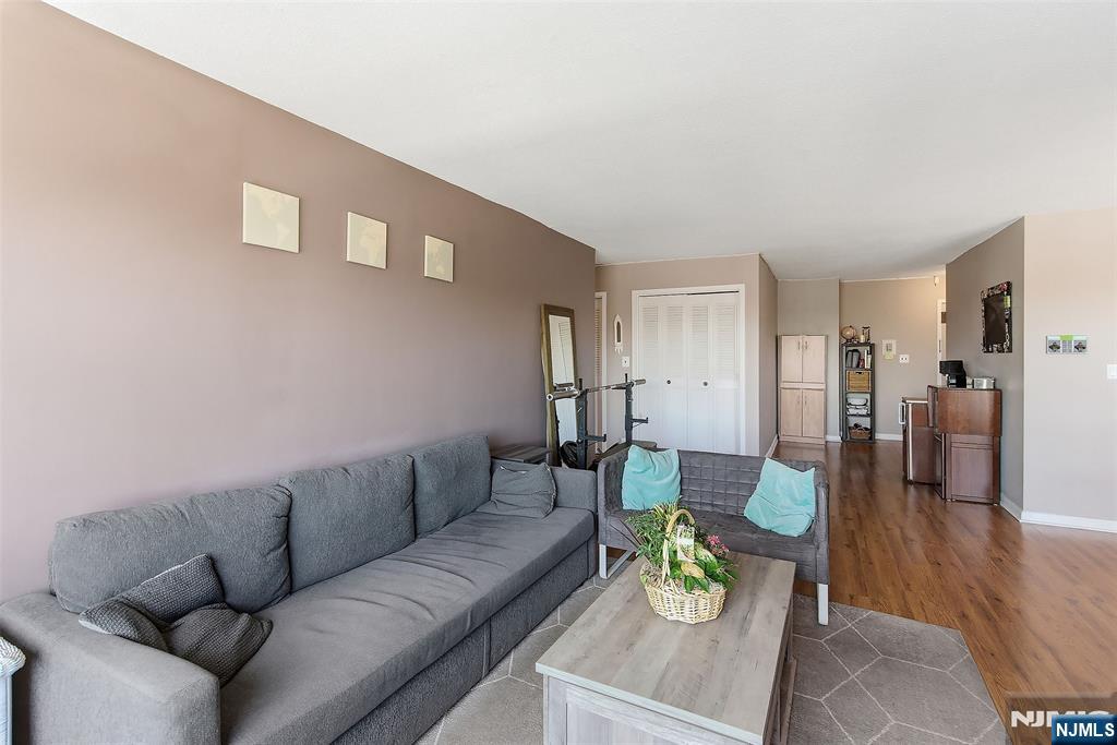 125 Prospect Avenue, Unit 8D Hackensack, NJ 07601 - Photo 10 of 19