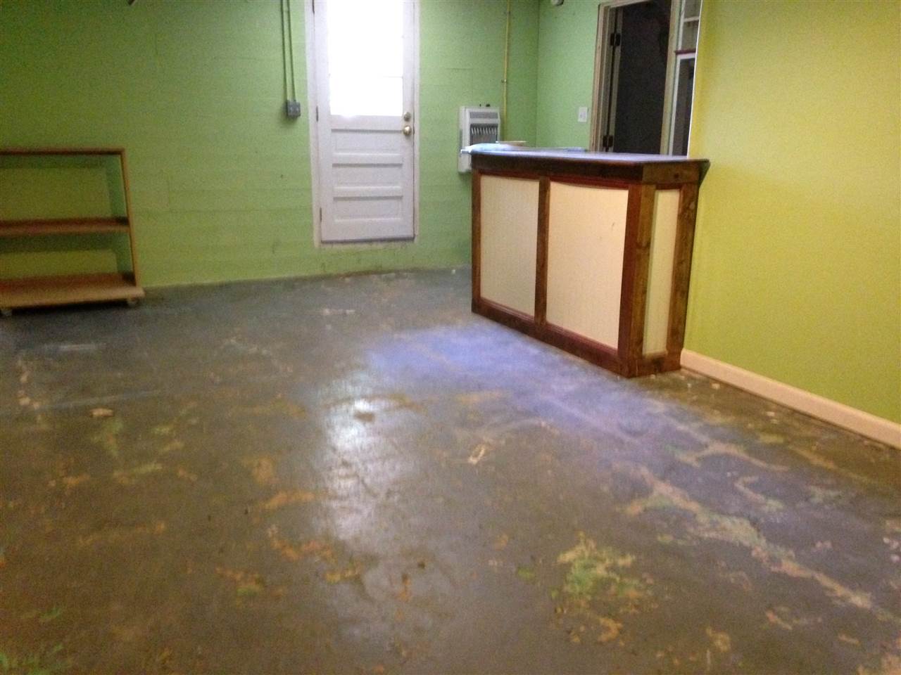 1016 Spring Hill Road Staunton, VA 24401 - Photo 20 of 23 Gallery Image 20