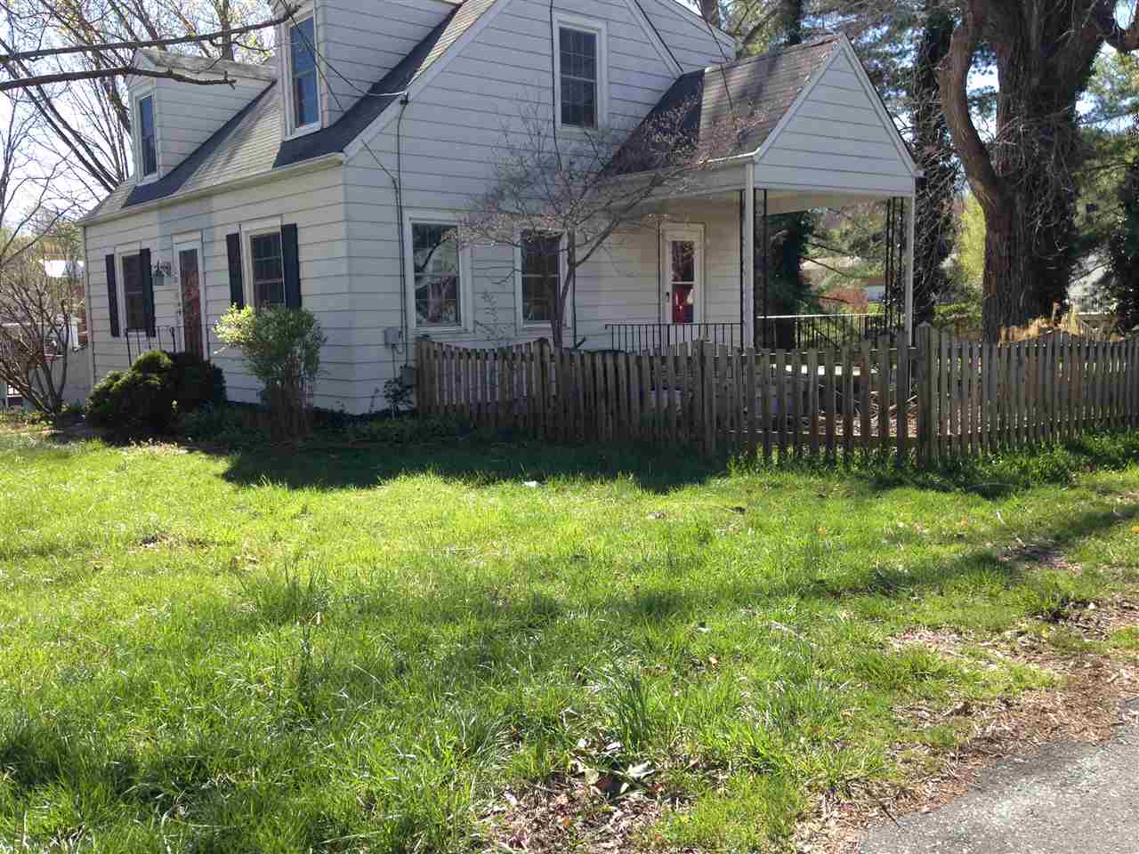 1016 Spring Hill Road Staunton, VA 24401 - Photo 2 of 23 Gallery Image 2