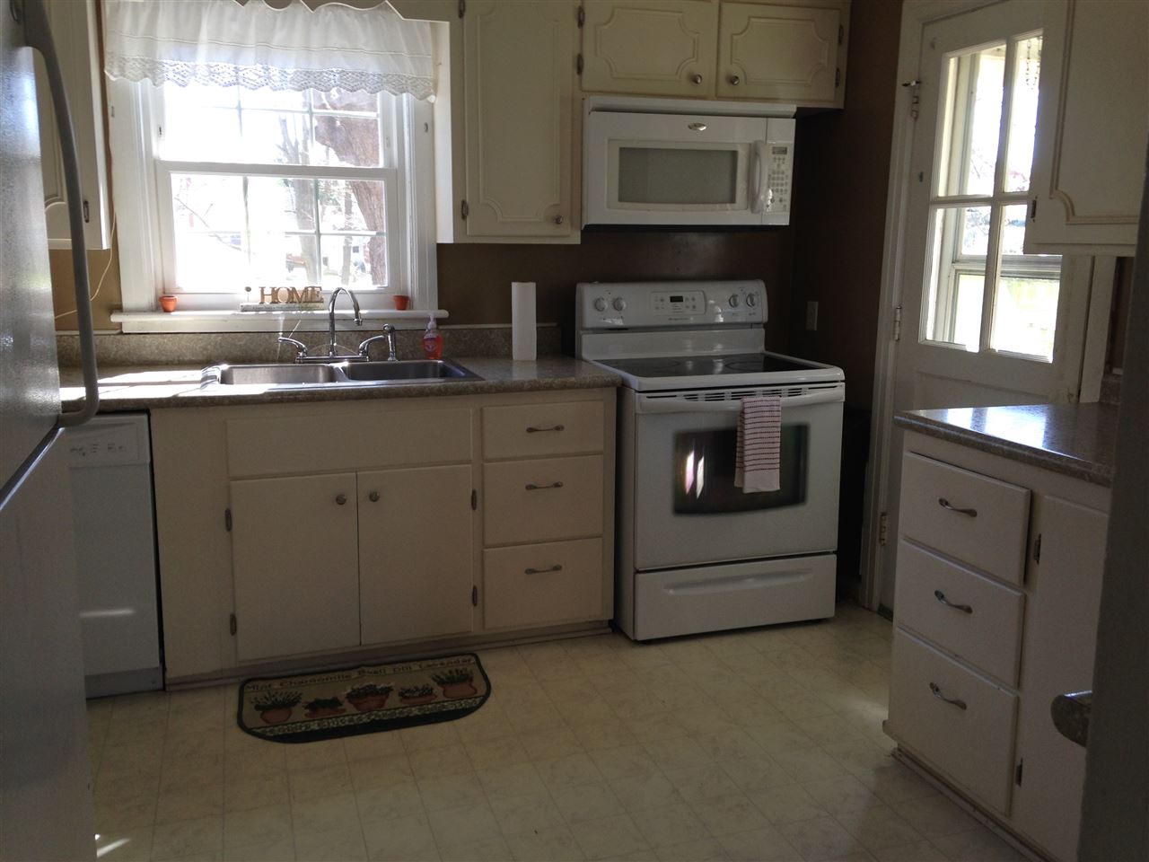 1016 Spring Hill Road Staunton, VA 24401 - Photo 7 of 23 Gallery Image 7