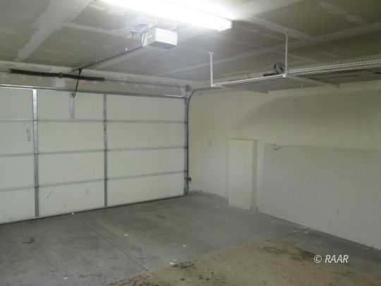 1240 South Farragut Street Ridgecrest, CA 93555 - Photo 14 of 14 a view of a garage
