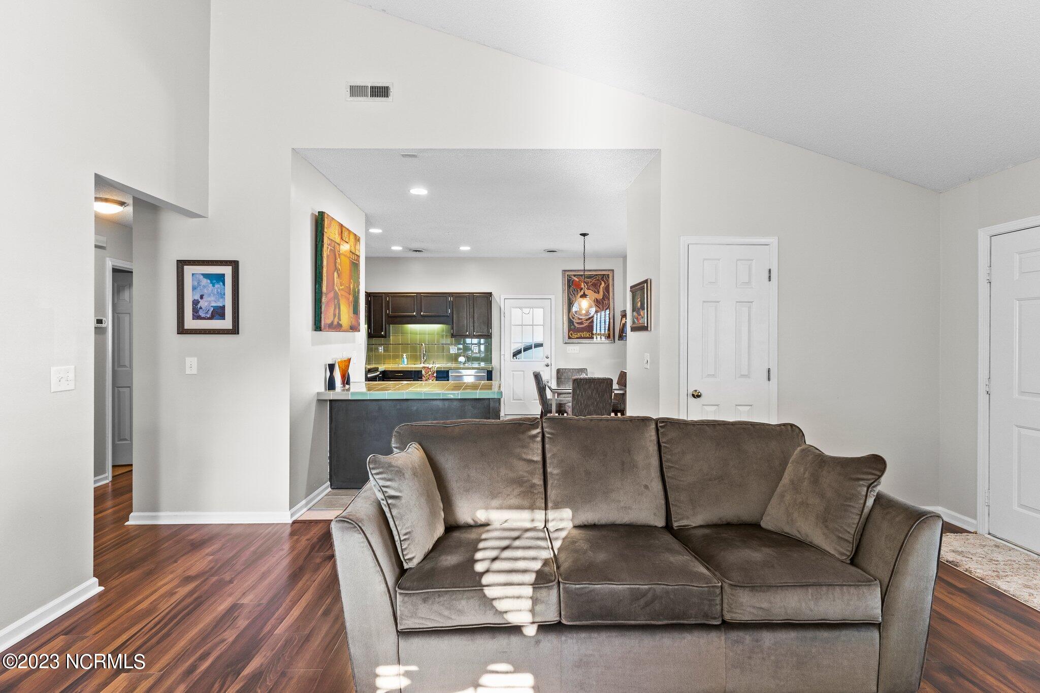 2031 White Road Wilmington, NC 28411 - Photo 14 of 32 40-web-or-mls-BTS09815