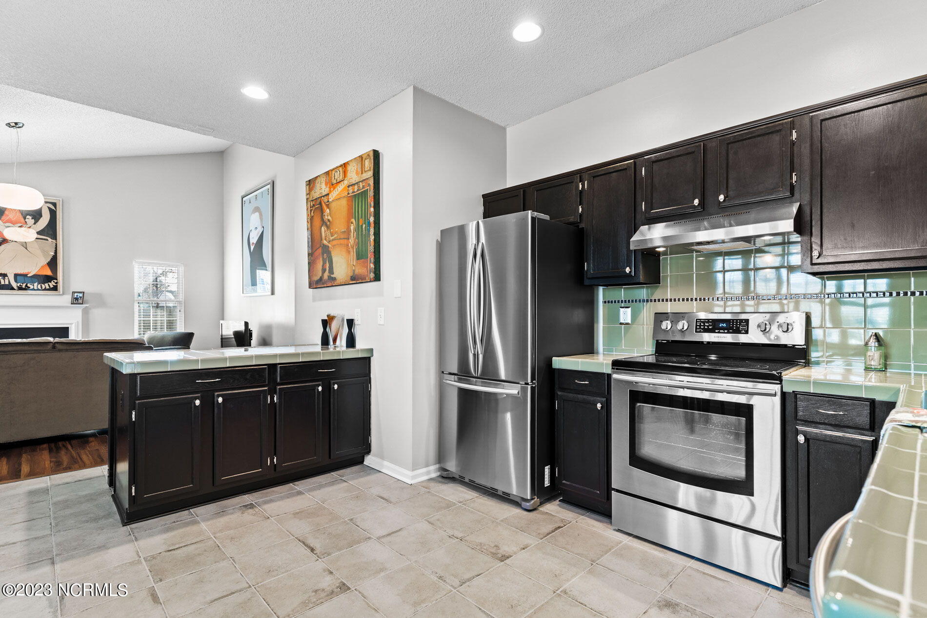 2031 White Road Wilmington, NC 28411 - Photo 15 of 32 large-33317103-cf88-4681-a880-7d4be126b5