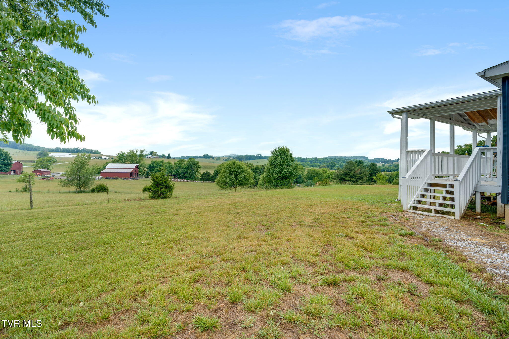 1940 Nolichuckey Road Greeneville, TN 37743 - Photo 24 of 42 022