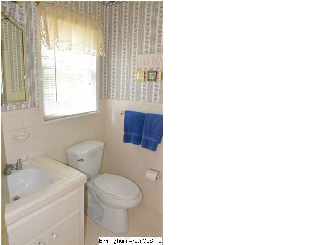 2629 Millwood Road Birmingham, AL 35243 - Photo 14 of 30