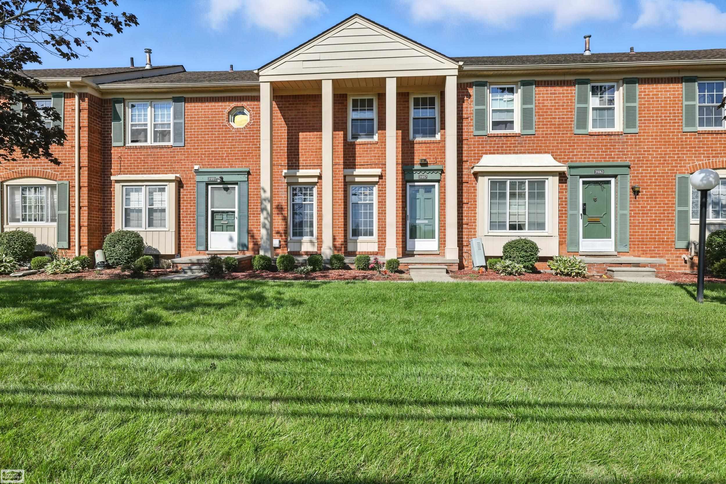 31057 Hoover Road Warren, MI 48093 - Photo 1 of 15 50186191-0ac1b5f6-9739-488b-bcf0-169d9f012ad9.JPG