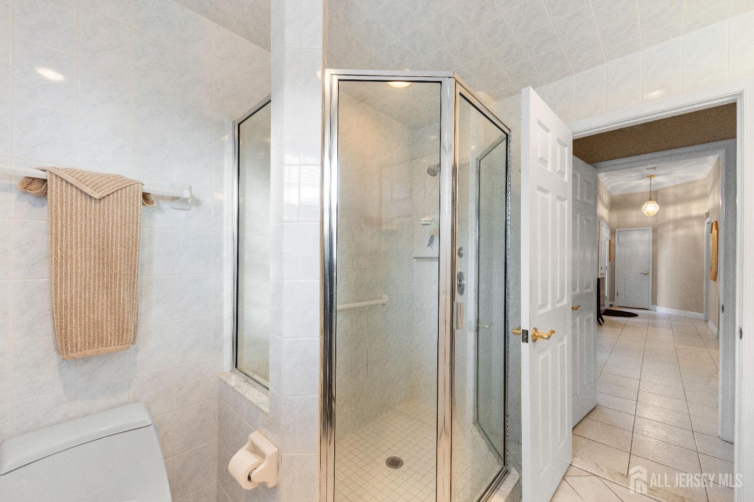 835 B Vail Road Monroe Township, NJ 08831 - Photo 21 of 33 Gallery Image 21