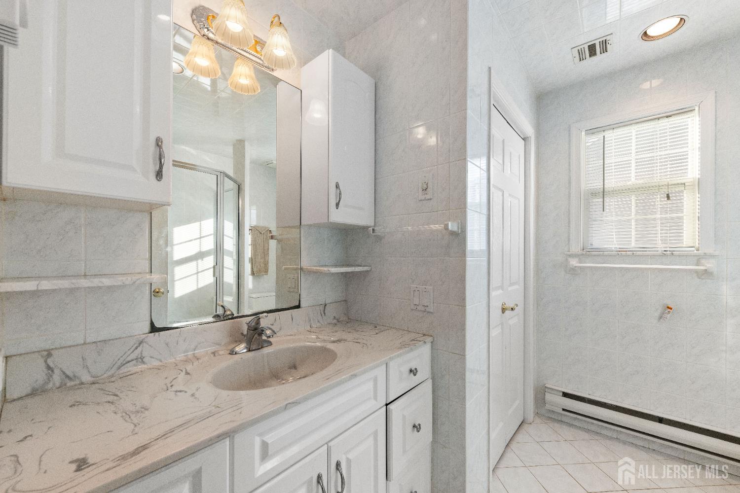 835 B Vail Road Monroe Township, NJ 08831 - Photo 22 of 33 Gallery Image 22