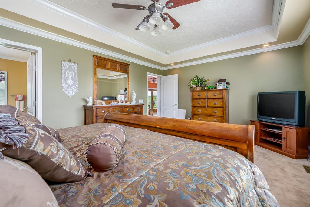 2910 North Wesley Chapel Road Greeneville, TN 37745 - Photo 19 of 40 Master Bedroom
