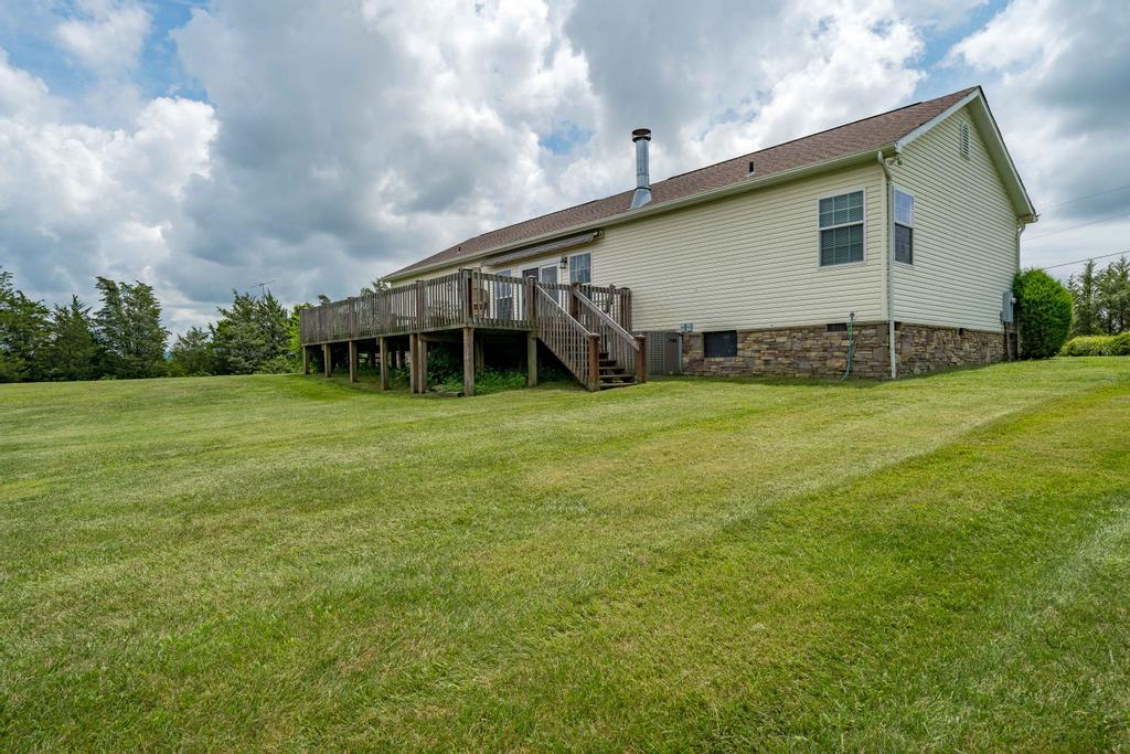 2910 North Wesley Chapel Road Greeneville, TN 37745 - Photo 29 of 40 Back