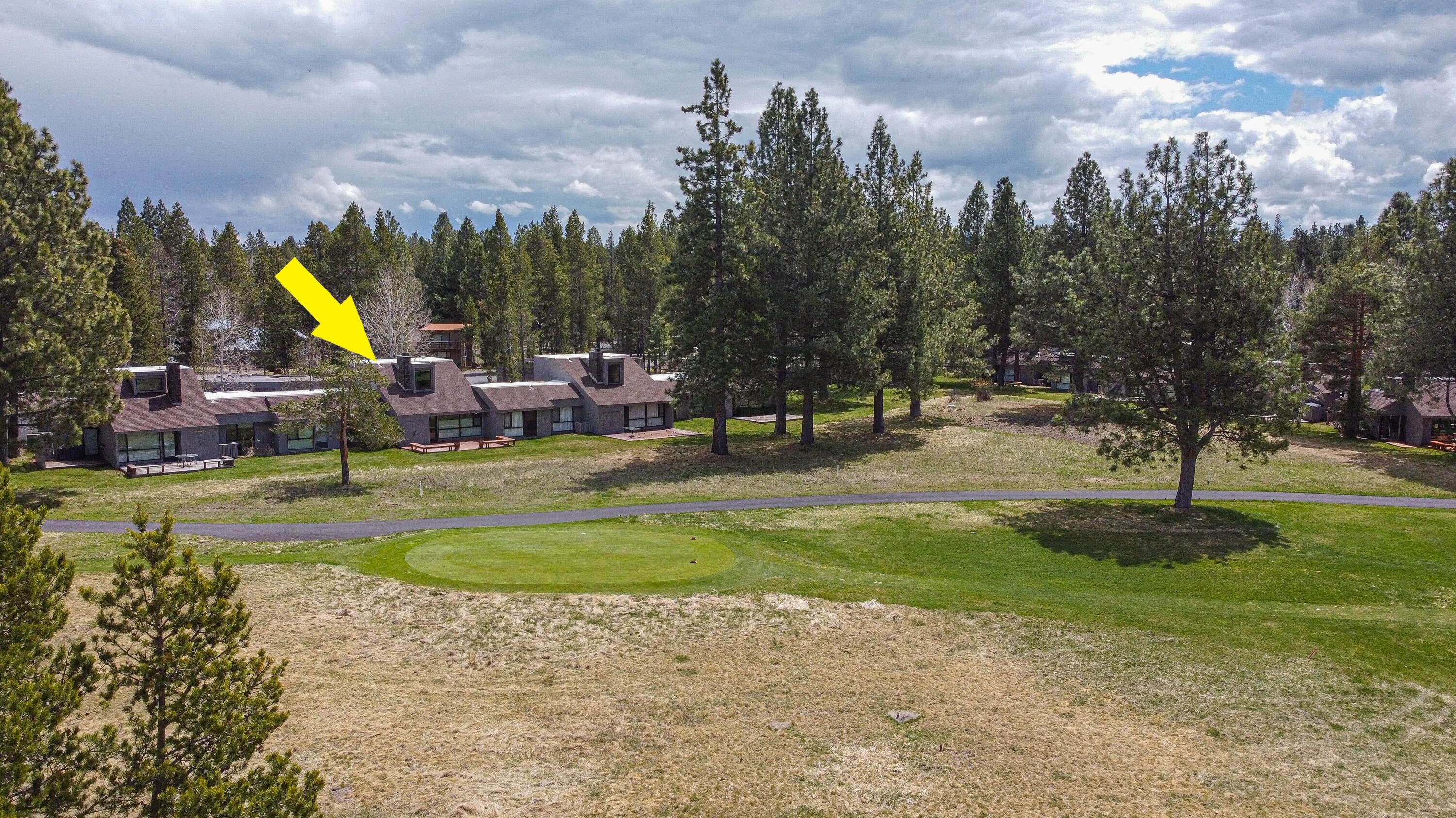 57262 Island Road Sunriver, OR 97707 - Photo 52 of 56 57262 Island Road-49 with arrow