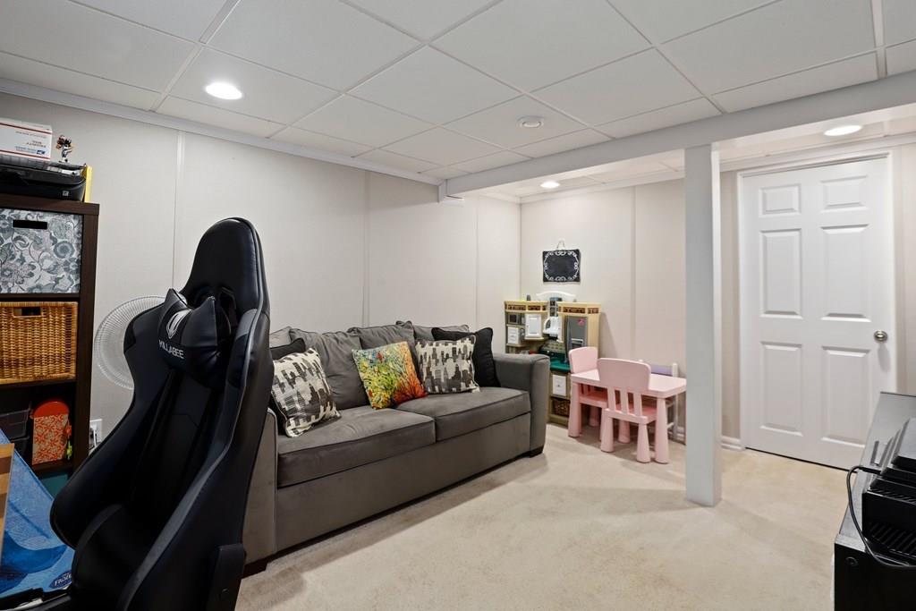 11 Carson Street Billerica, MA 01821 - Photo 27 of 36 Gallery Image 27