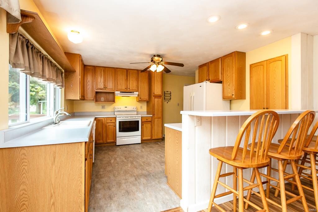 320 Bunker Hill Road Belleville, IL 62221 - Photo 11 of 32 Gallery Image 11