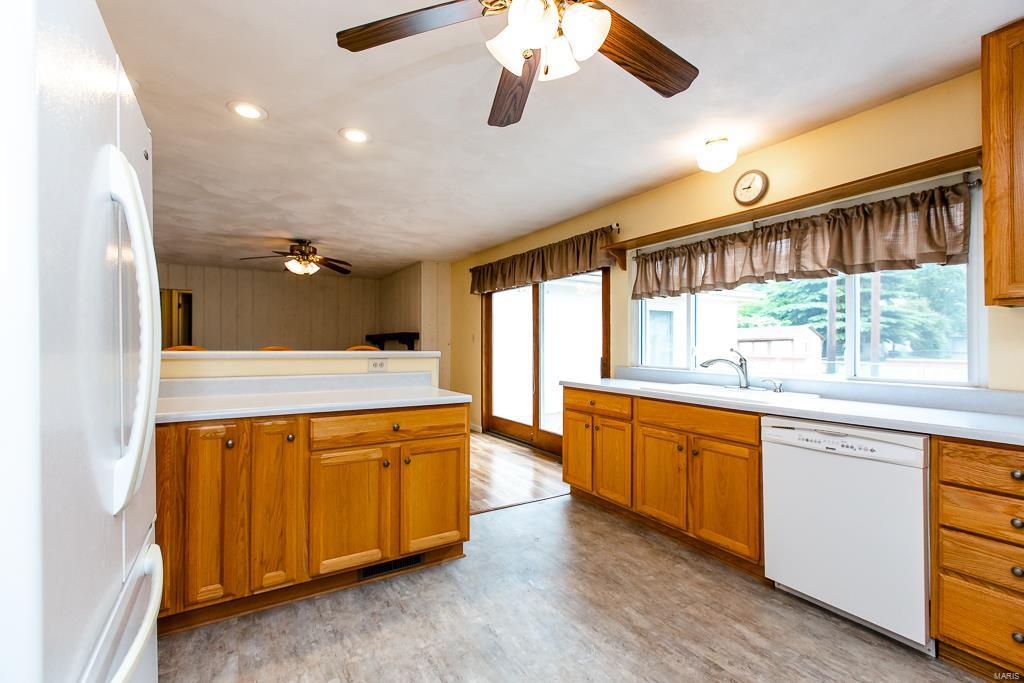320 Bunker Hill Road Belleville, IL 62221 - Photo 13 of 32 Gallery Image 13