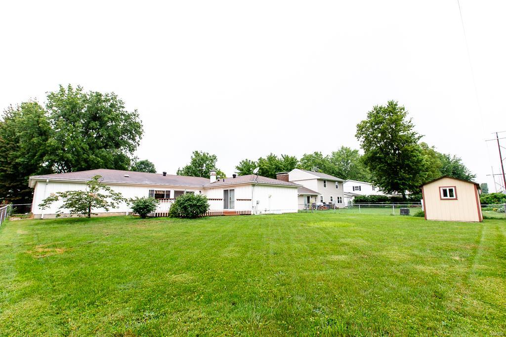 320 Bunker Hill Road Belleville, IL 62221 - Photo 4 of 32 Gallery Image 4