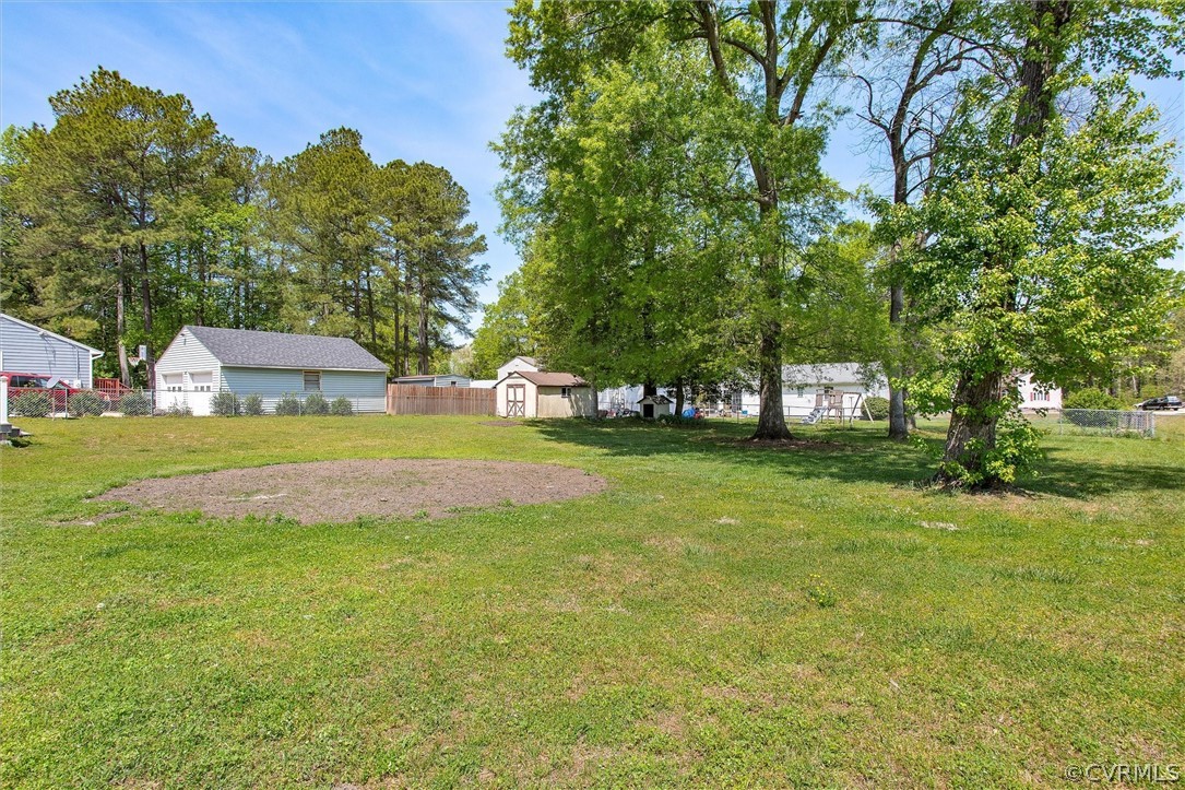 1930 Chemin Road Petersburg, VA 23805 - Photo 23 of 28 Back Yard