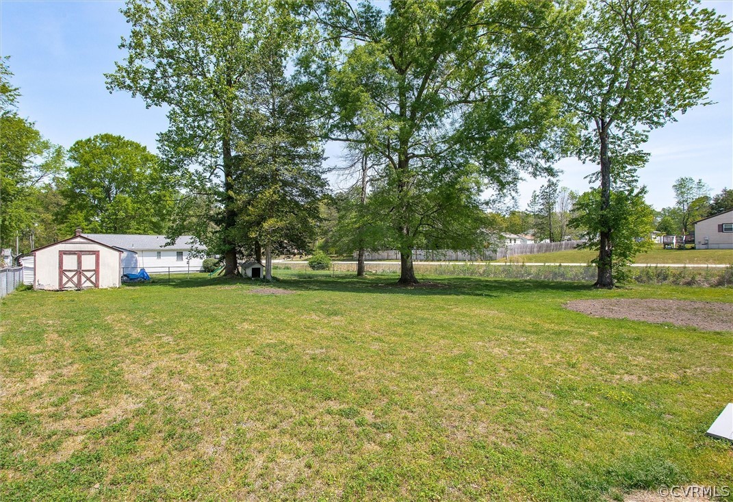1930 Chemin Road Petersburg, VA 23805 - Photo 24 of 28 Back Yard