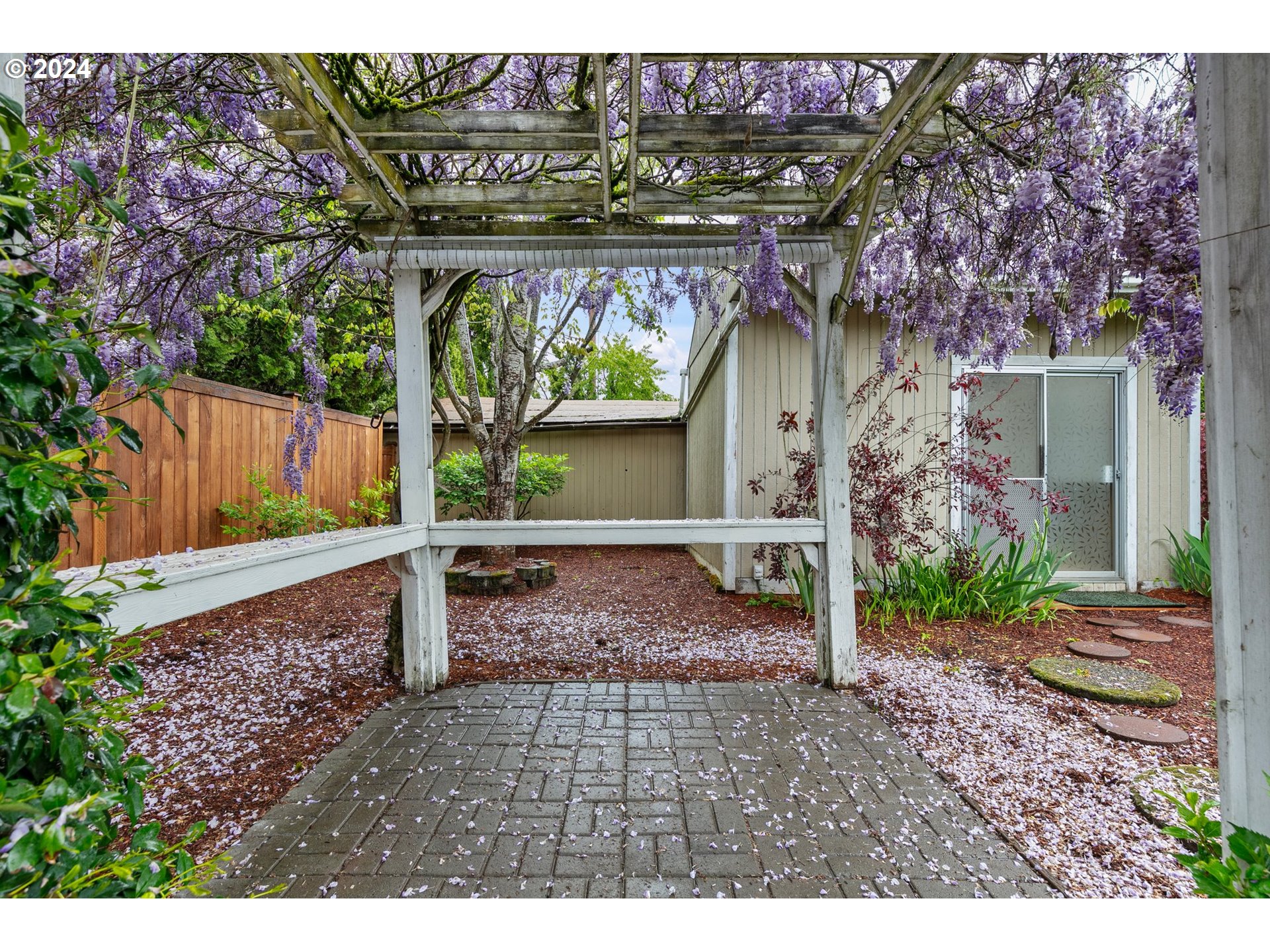 3530 East Game Farm Road, Unit 23 Springfield, OR 97477 - Photo 41 of 48 Gallery Image 41