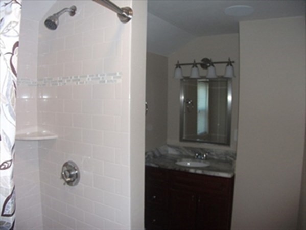 31 Riverbank Road Quincy, MA 02169 - Photo 9 of 14
