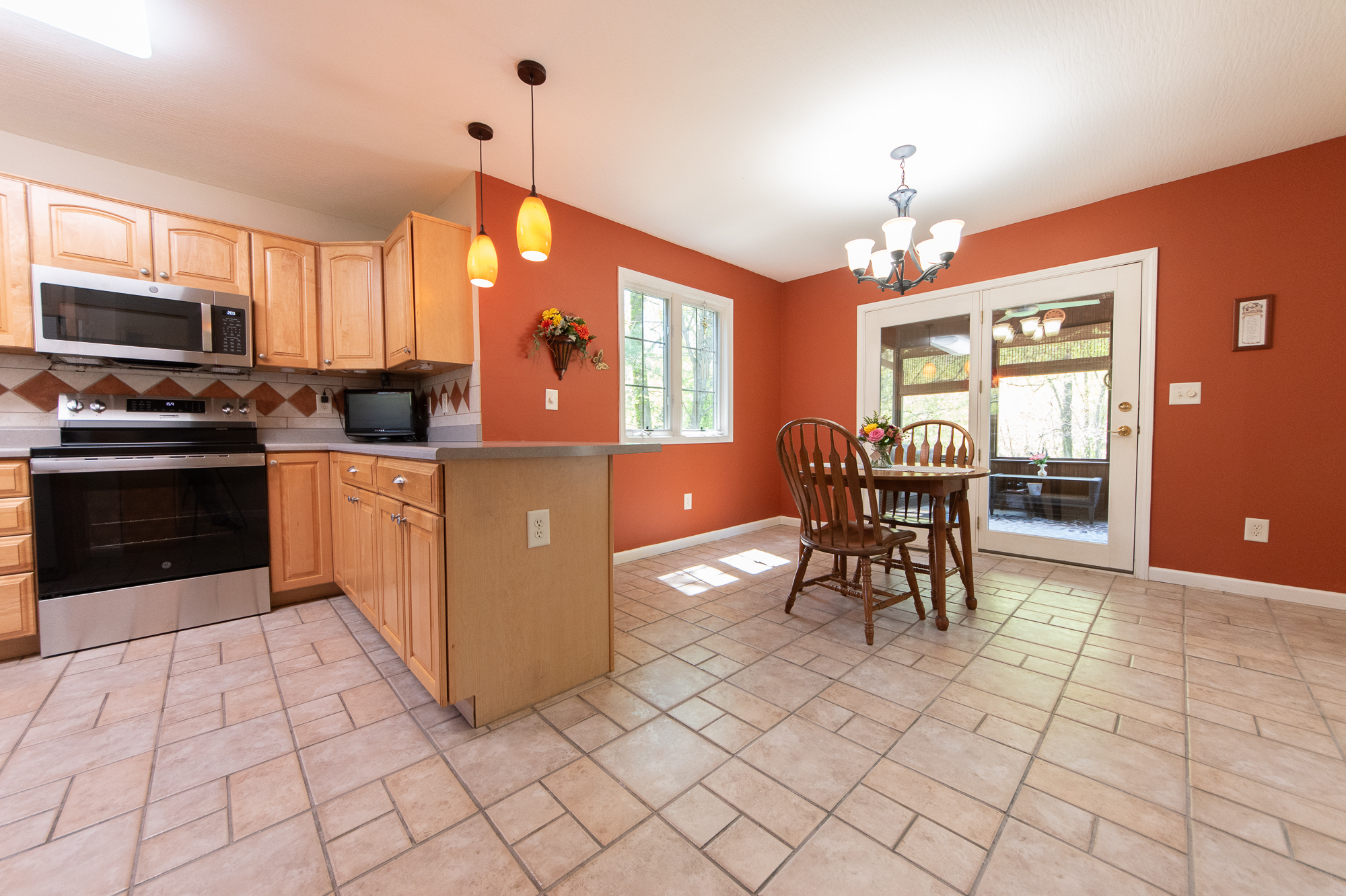 2150 Terrace Lake Road Columbus, IN 47201 - Photo 14 of 67 Gallery Image 14