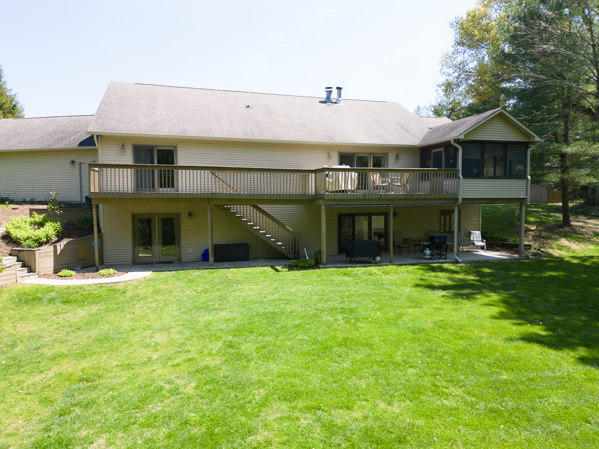 2150 Terrace Lake Road Columbus, IN 47201 - Photo 48 of 67 Gallery Image 48
