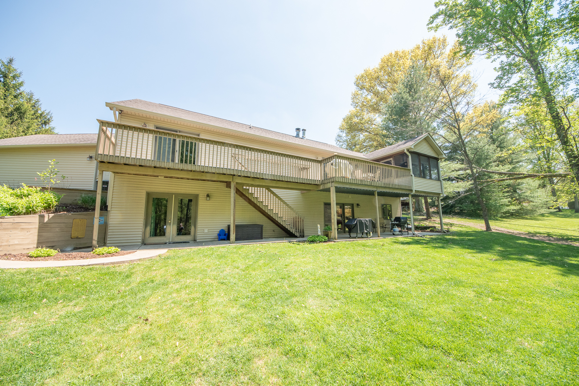 2150 Terrace Lake Road Columbus, IN 47201 - Photo 51 of 67 Gallery Image 51