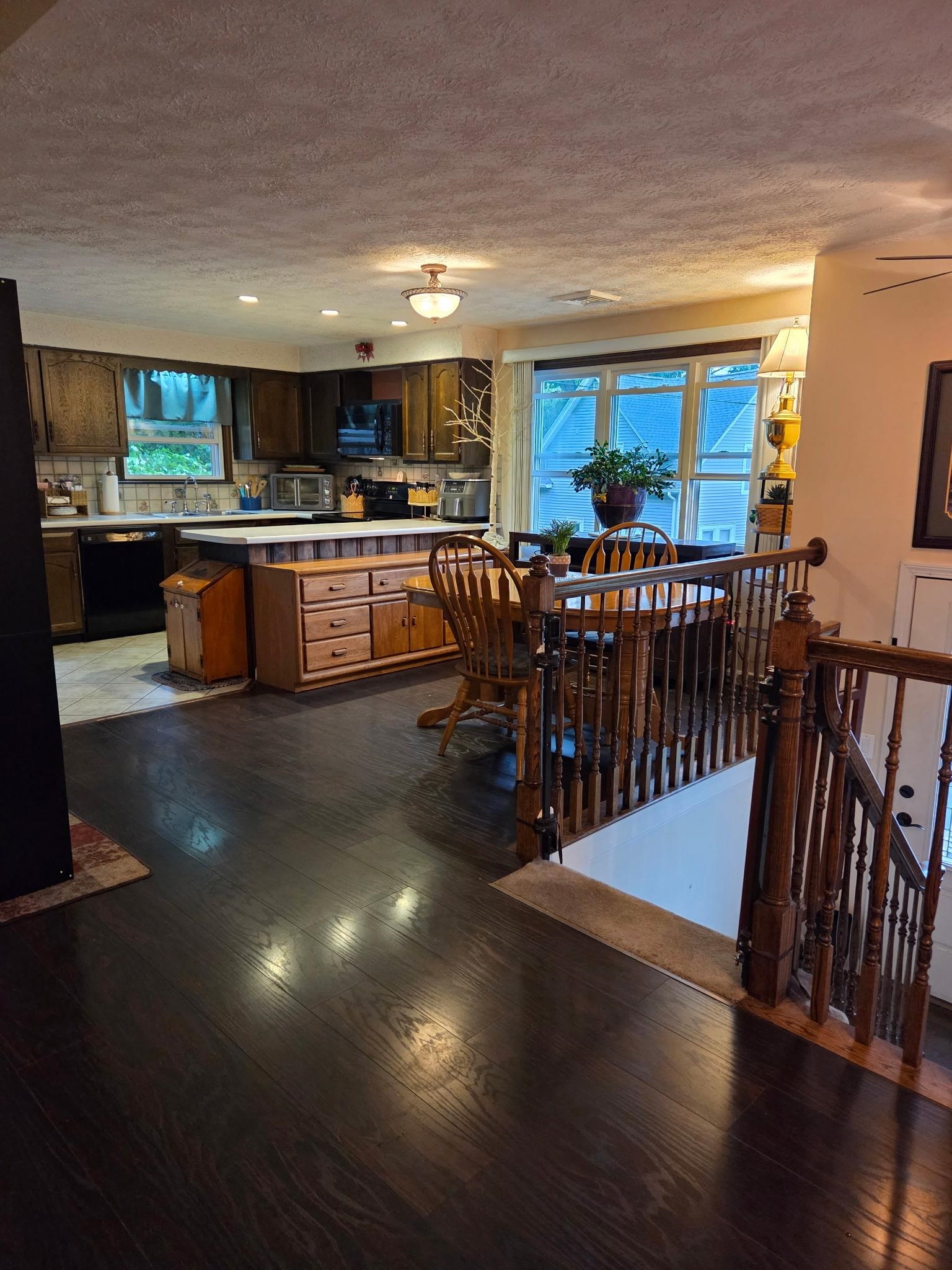 119 Huntress Street Manchester, NH 03102 - Photo 13 of 32