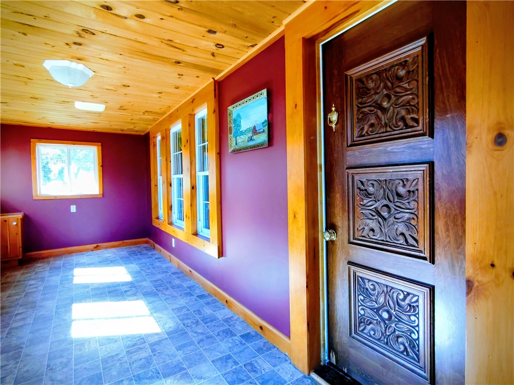 156 River Street Oneonta, NY 13820 - Photo 5 of 31 Bonus room in the front entry