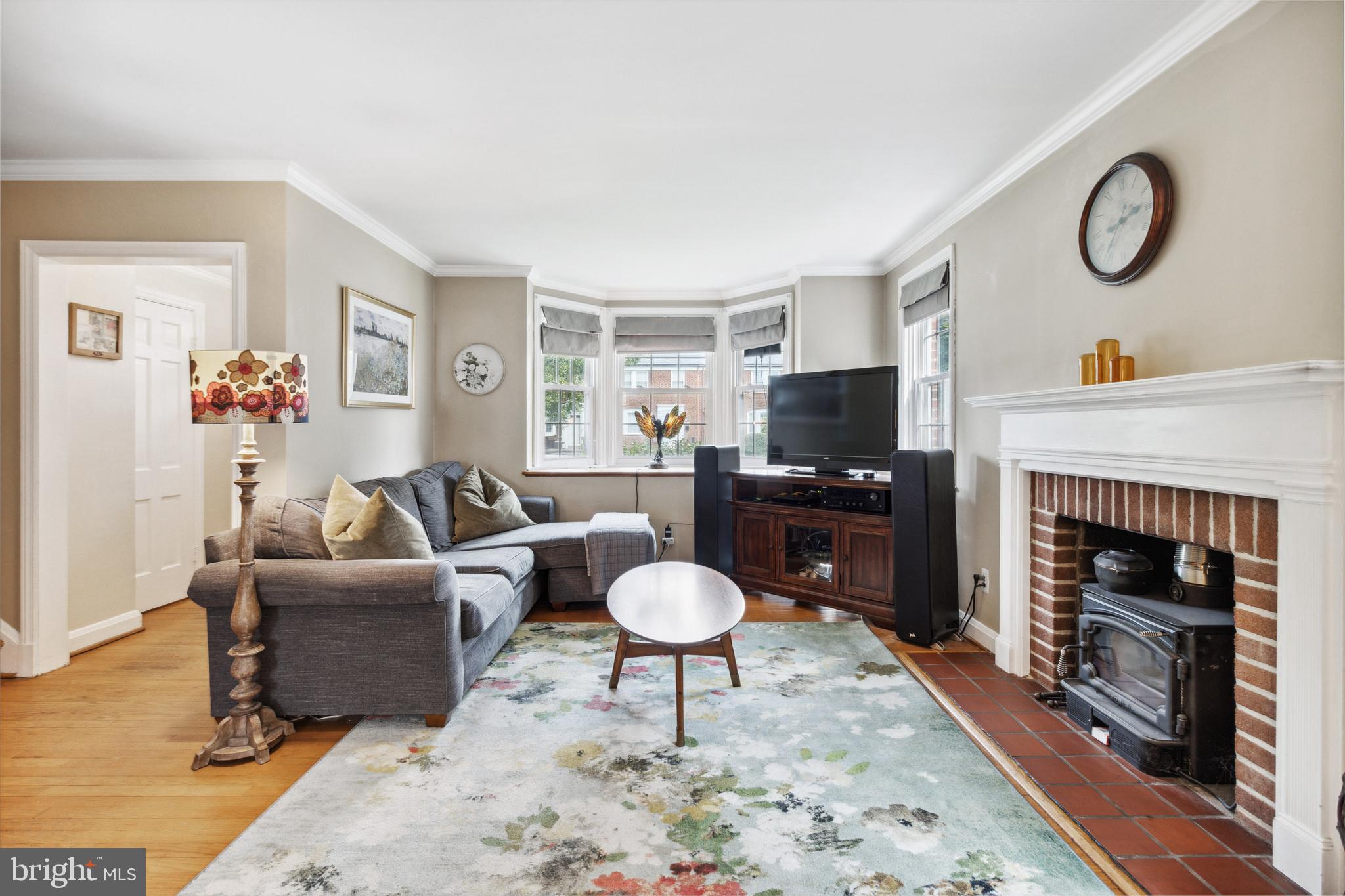 330 Stratford Road Catonsville, MD 21228 - Photo 6 of 58