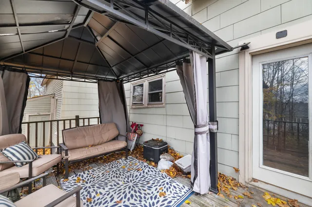 $169,900 | 35 East Chestnut Street, Augusta, ME 04330