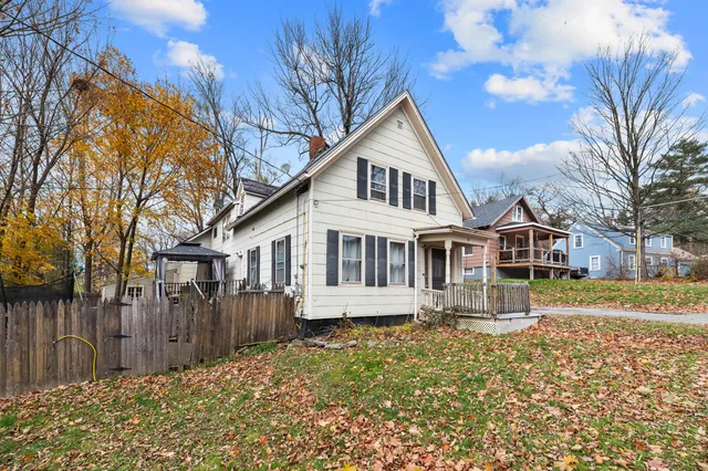 $169,900 | 35 East Chestnut Street, Augusta, ME 04330