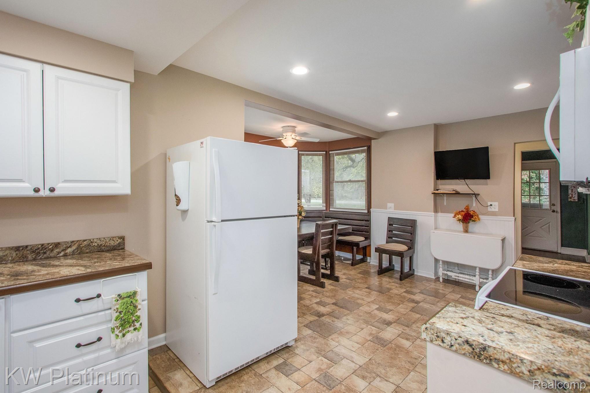9585 Division Road Casco, MI 48064 - Photo 12 of 30 0N2A7954.jpg
