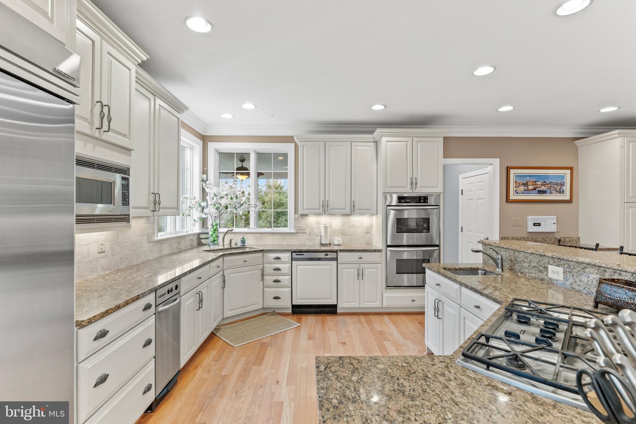 44 Poplar Point Road Edgewater, MD 21037 - Photo 13 of 49 Chef grade appliances