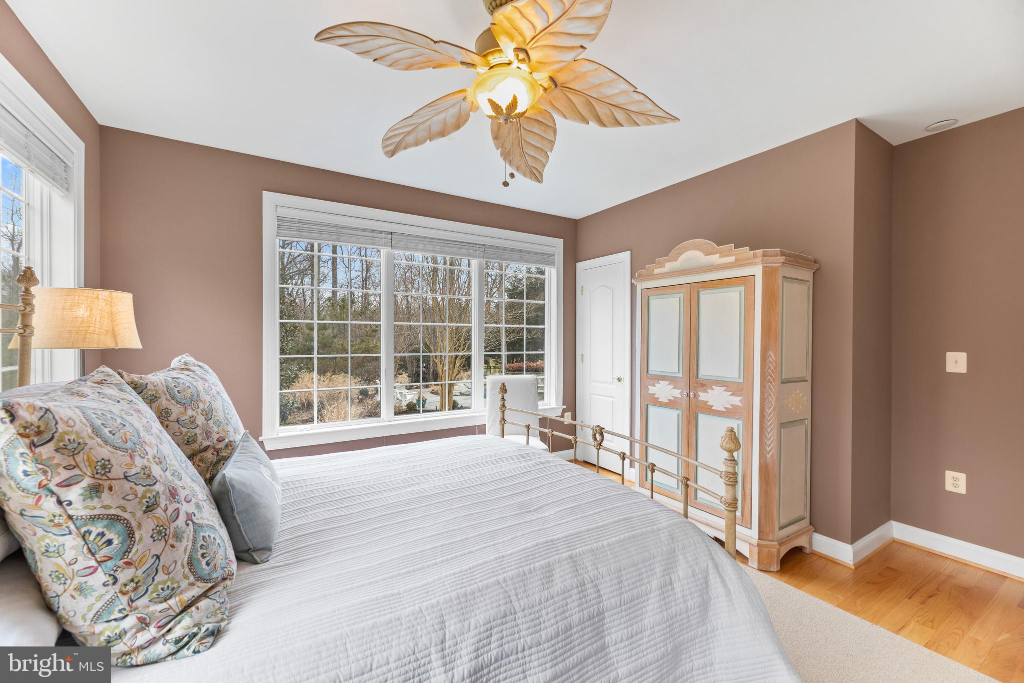 44 Poplar Point Road Edgewater, MD 21037 - Photo 33 of 49 2nd bdrm w/ en suite bath