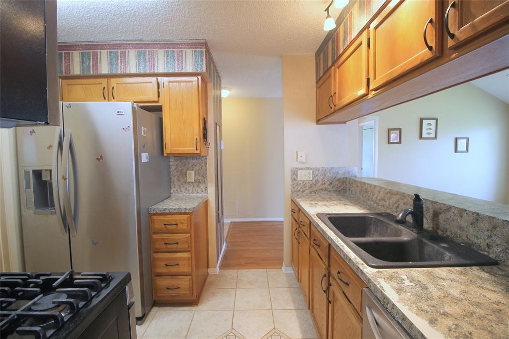 4423 Ranger Run Sugar Land, TX 77479 - Photo 8 of 15