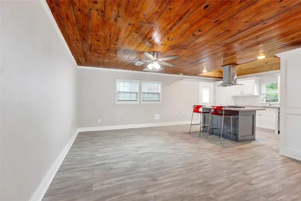 $2,400 | 618 Harvard Street, Unit 1/2, Houston, TX 77007